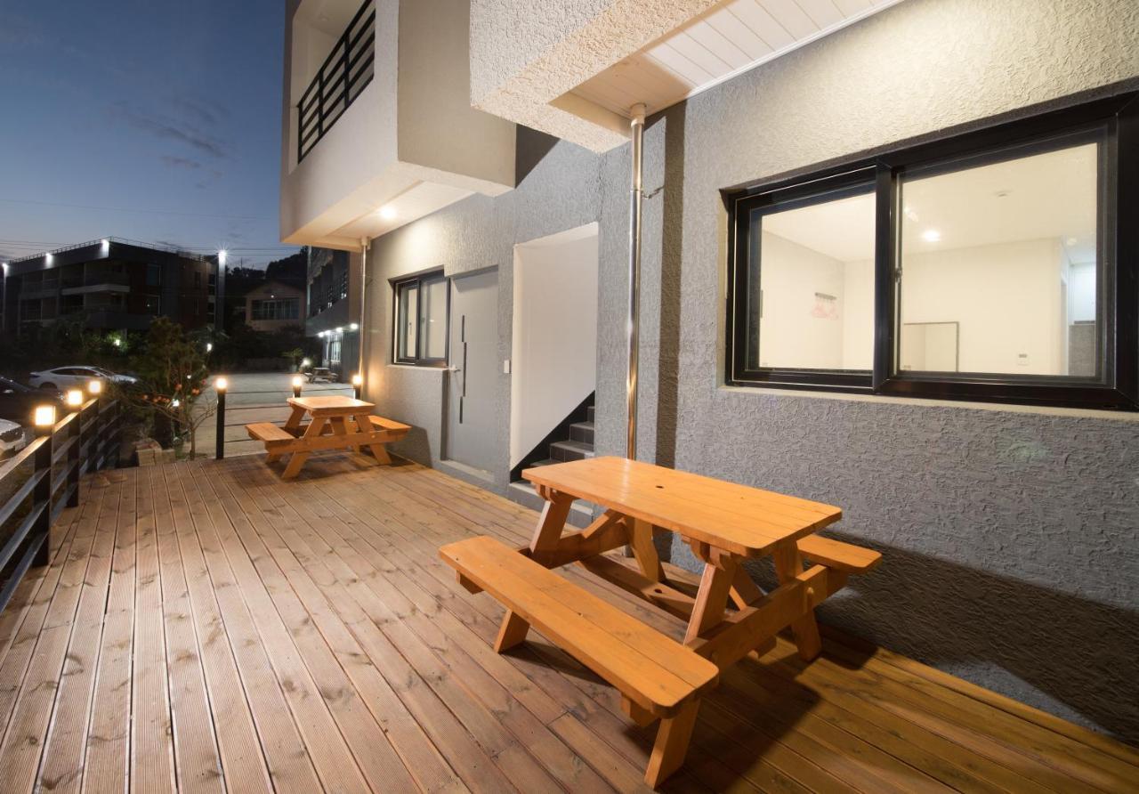 Jeju Soo Pension Seogwipo Exterior foto